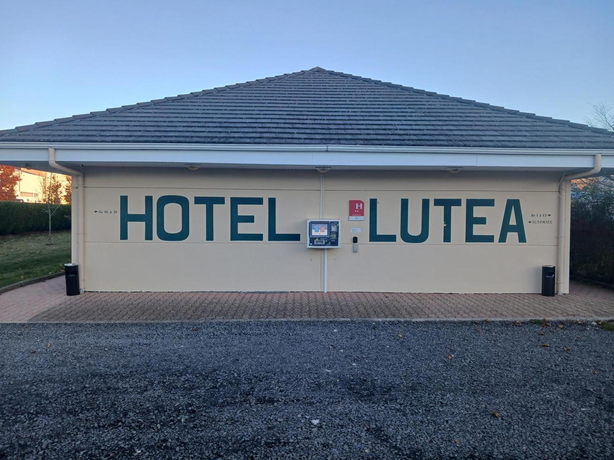 The Originals Access, Hotel Le Lutea Riom-ès-Montagne Exteriör bild